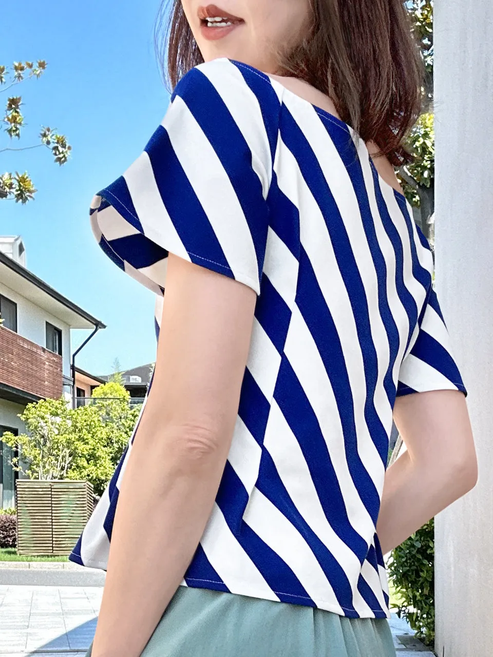 Blue Striped Side Zip Off-the-Shoulder Darted Top