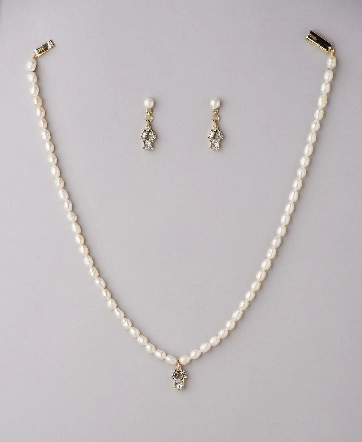 Elegant Real Pearl Necklace Set