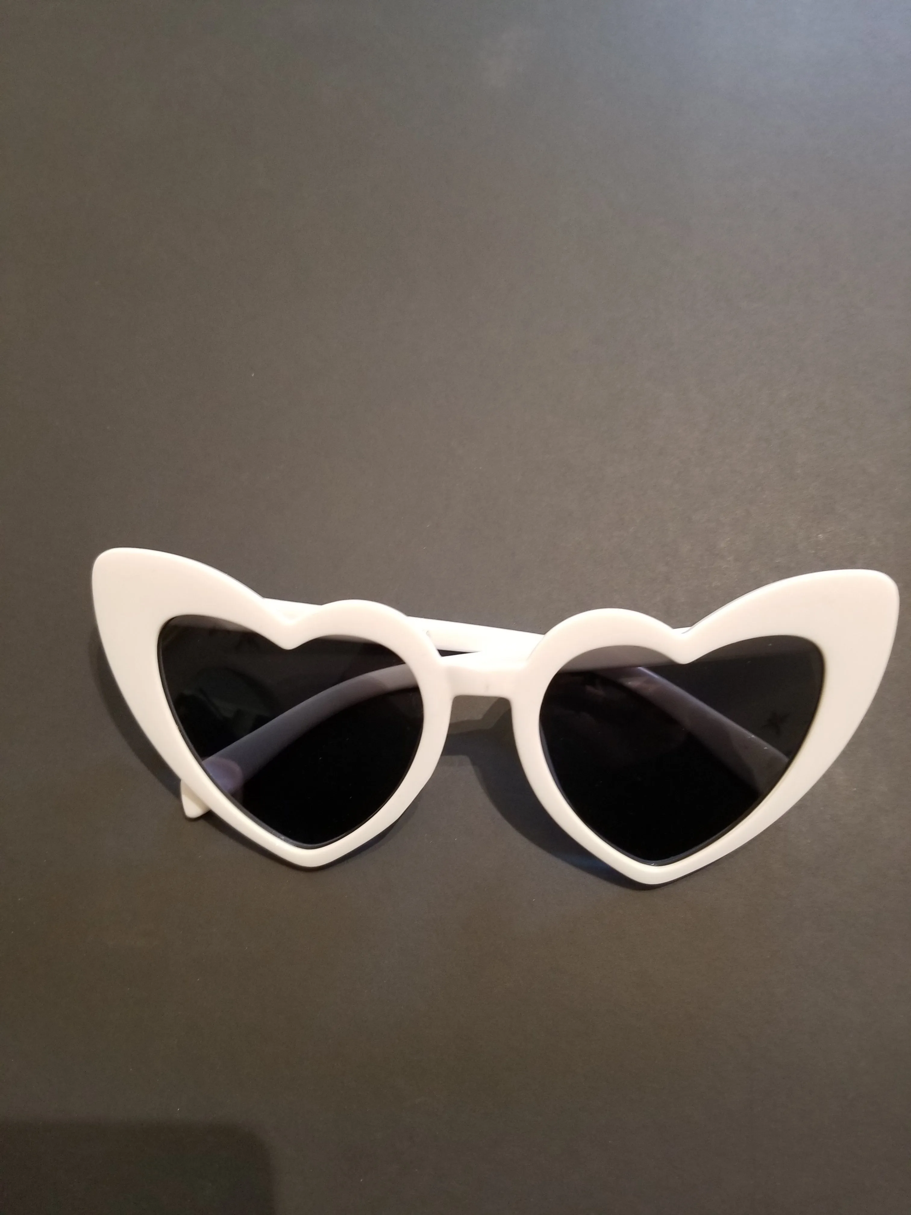 Heart cateye sunnies